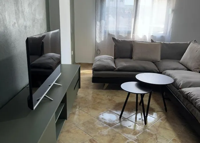 Tirent Apartment-one Bedroom Lägenhet